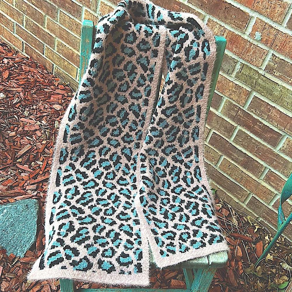 LEOPARD Print Pink & Gray Reversible Winter Scarf